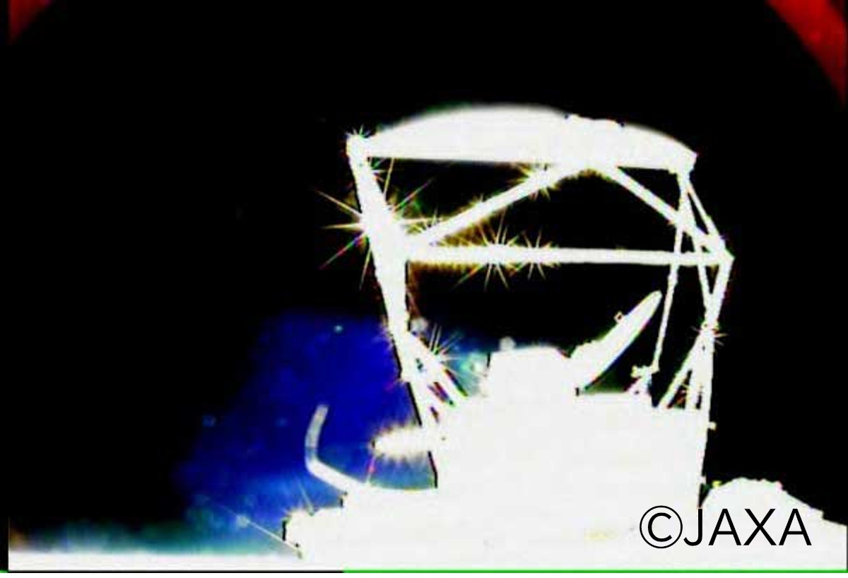 いぶきGW高性能マイクロ波放射計3(AMSR3)展開時の様子